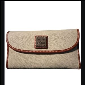 Dooney & Bourke White Leather Wallet with Brown Trim